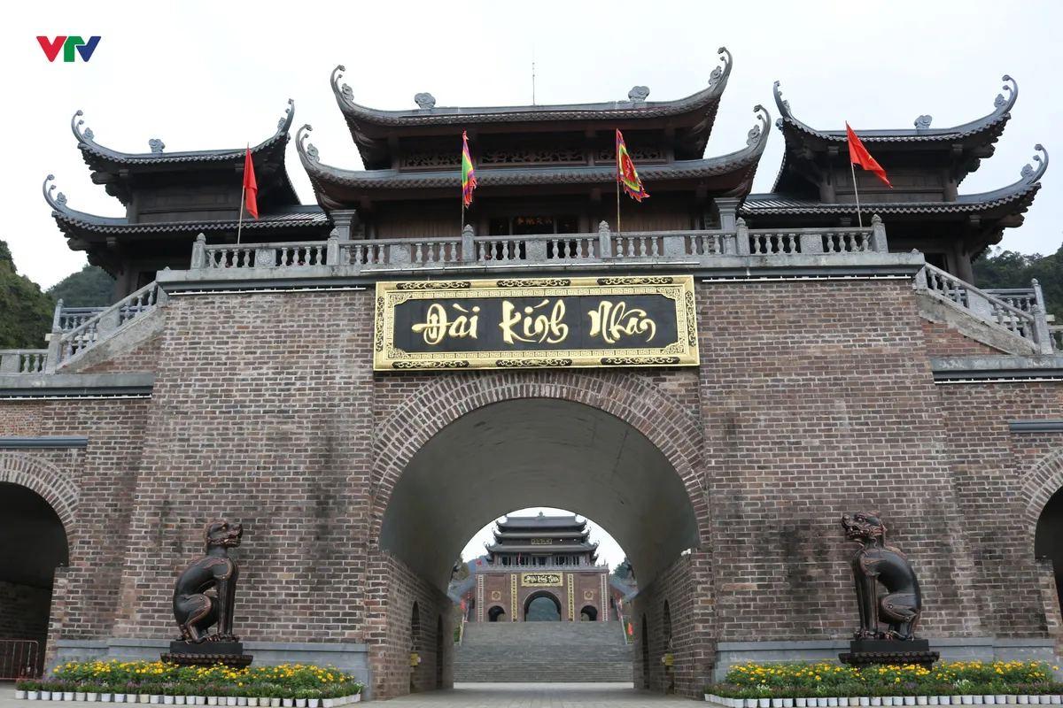 Thung Ui - Điểm nhấn mới trong kh&ocirc;ng gian văn h&oacute;a t&acirc;m linh của v&ugrave;ng đất Cố đ&ocirc; Hoa Lư- Ảnh 2.