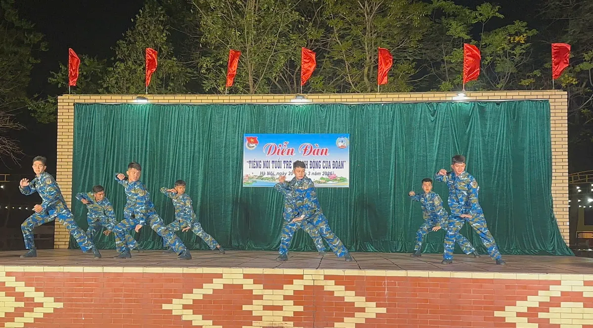 Tuổi trẻ Sư đo&agrave;n 361: Viết tiếp truyền thống anh h&ugrave;ng từ những giờ huấn luyện đầu ti&ecirc;n - Ảnh 1.