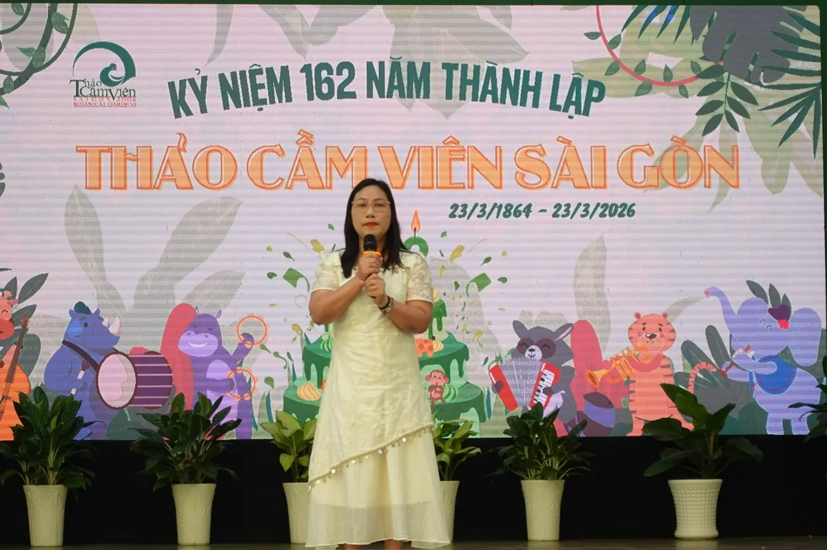 H&agrave;ng ng&agrave;n người tham dự sinh nhật 162 tuổi của Thảo Cầm Vi&ecirc;n S&agrave;i G&ograve;n- Ảnh 1.