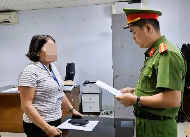 Nhiều chủ doanh nghiệp ở Đà Nẵng mua bán hàng trăm hóa đơn khống, trị giá hàng chục tỷ đồng- Ảnh 2. Nhiều chủ doanh nghiệp ở Đà Nẵng mua bán hàng trăm hóa đơn khống, trị giá hàng chục tỷ đồng- Ảnh 2.