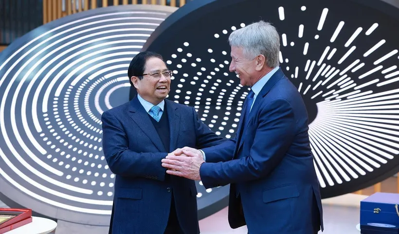 Thủ tướng Phạm Minh Ch&iacute;nh l&agrave;m việc, th&uacute;c đẩy c&aacute;c dự &aacute;n kh&iacute; LNG với Nga- Ảnh 1.