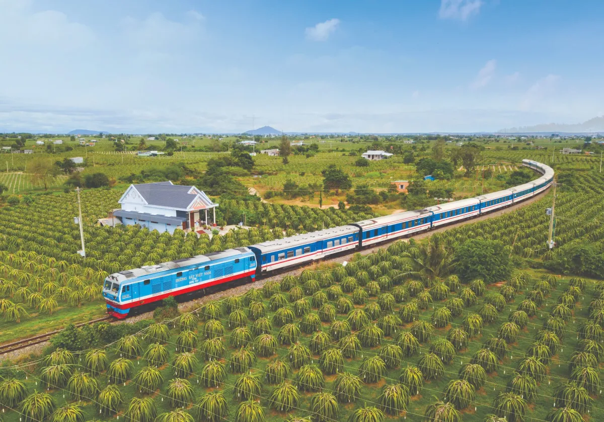 C&uacute; bứt tốc của Đường sắt Việt Nam - Ảnh 1.