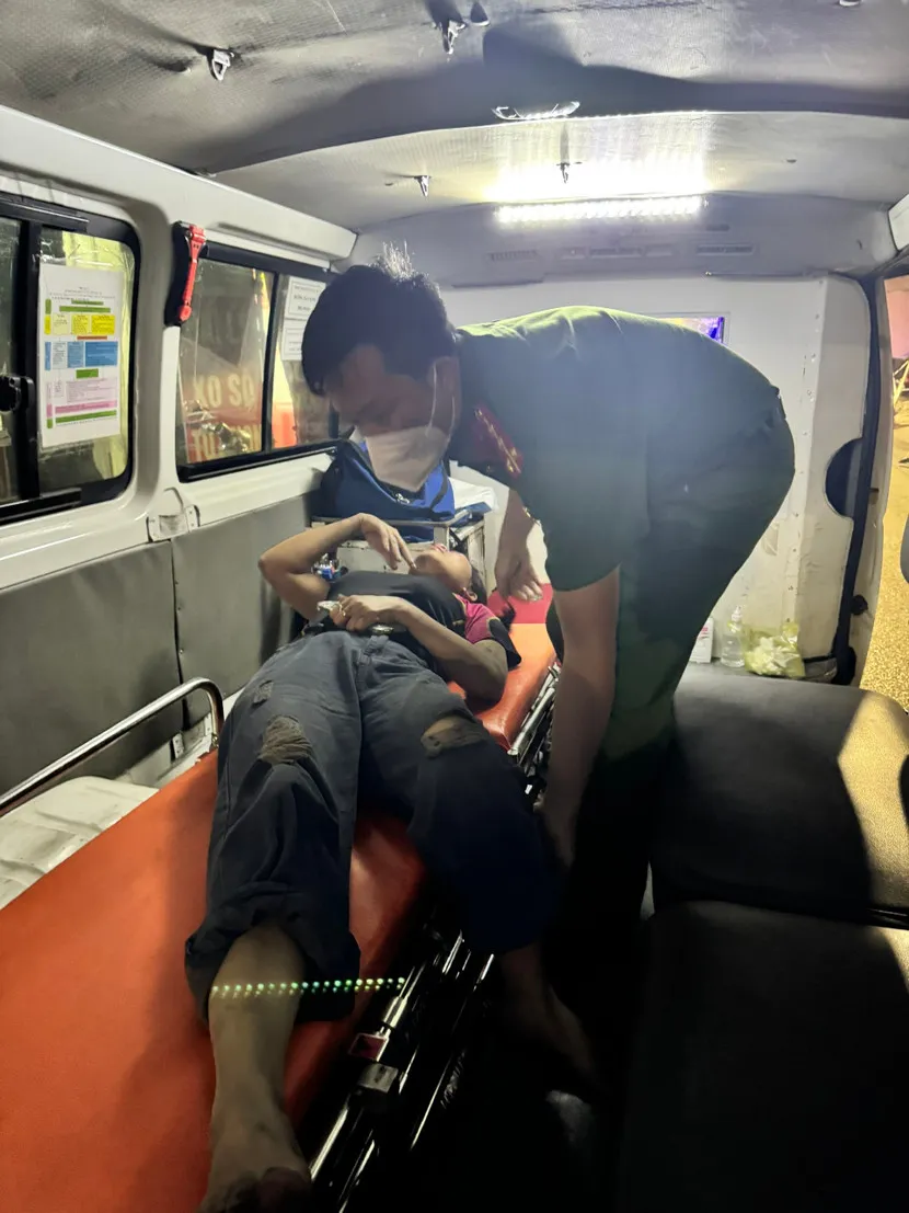 H&agrave; Nội: Nguy&ecirc;n nh&acirc;n ch&aacute;y nh&agrave; ng&otilde; 218 Lĩnh Nam, phường Ho&agrave;ng Mai - Ảnh 3.