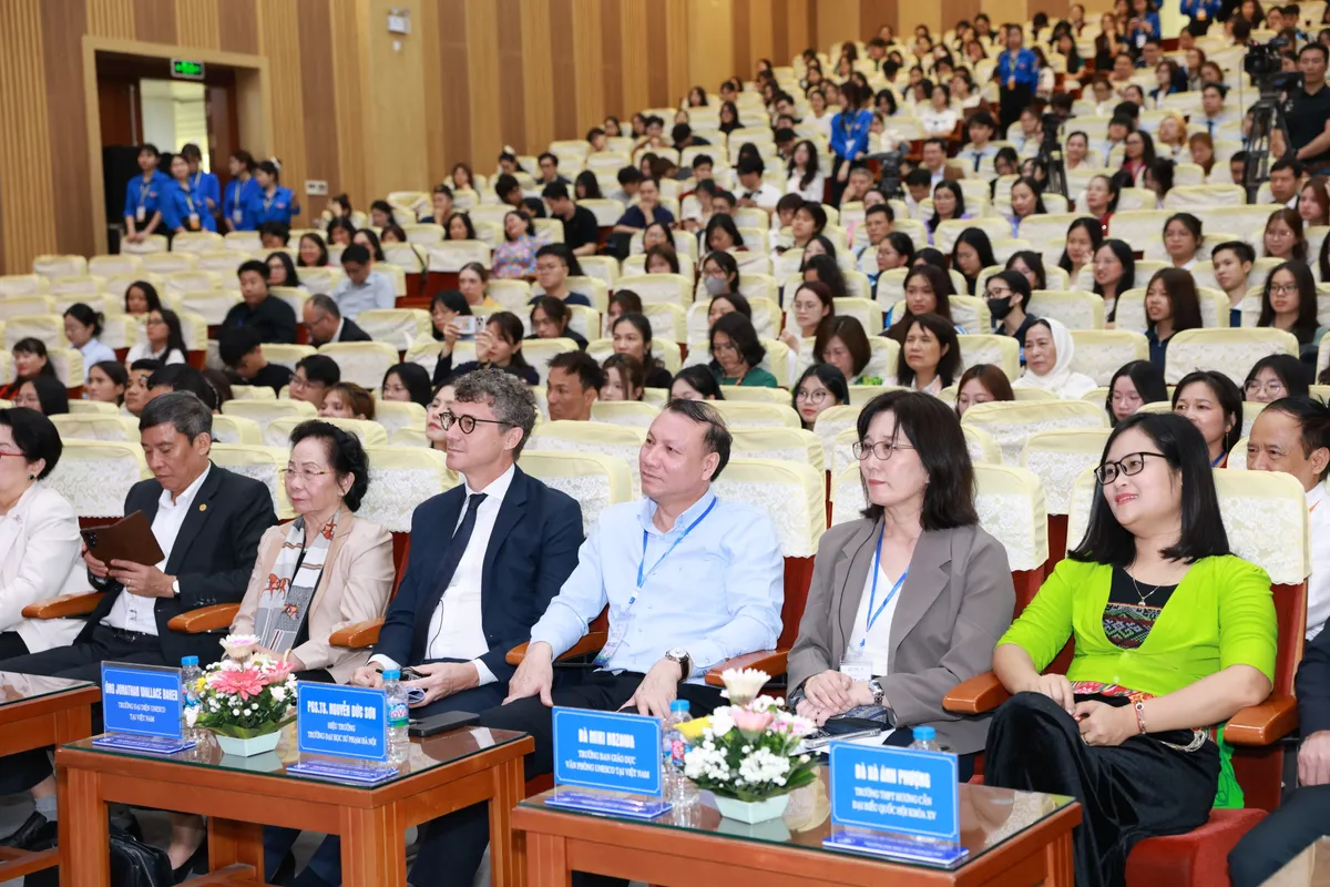 Khởi động giai đoạn 3 dự &aacute;n &ldquo;Ch&uacute;ng t&ocirc;i C&Oacute; THỂ&rdquo;, lan tỏa gi&aacute;o dục STEAM v&igrave; b&igrave;nh đẳng giới - Ảnh 1.