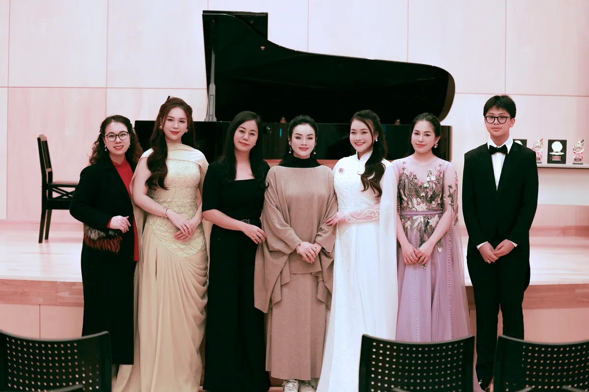 NSƯT T&acirc;n Nh&agrave;n tự h&agrave;o khi sinh vi&ecirc;n Việt Nam gi&agrave;nh giải cao nhất cuộc thi &acirc;m nhạc quốc tế Kyushu Music 2026 - Ảnh 3.