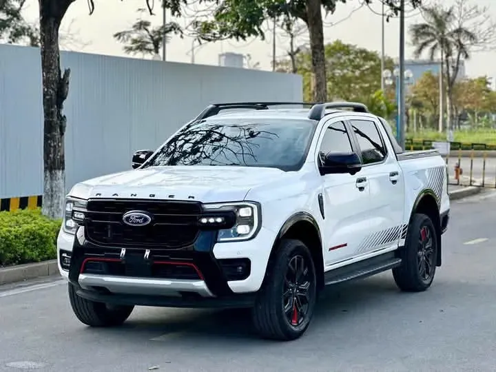 Đề xuất gỡ hạn chế xe b&aacute;n tải tại H&agrave; Nội: Doanh nghiệp v&agrave; người d&ugrave;ng c&ugrave;ng chờ giải ph&aacute;p h&agrave;i h&ograve;a- Ảnh 1.