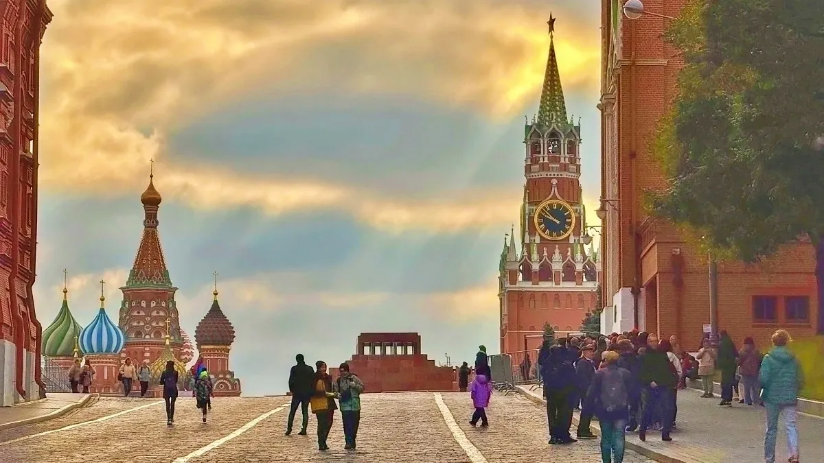 Nga c&acirc;n nhắc miễn thị thực cho kh&aacute;ch đo&agrave;n Việt Nam để th&uacute;c đẩy du lịch- Ảnh 1.