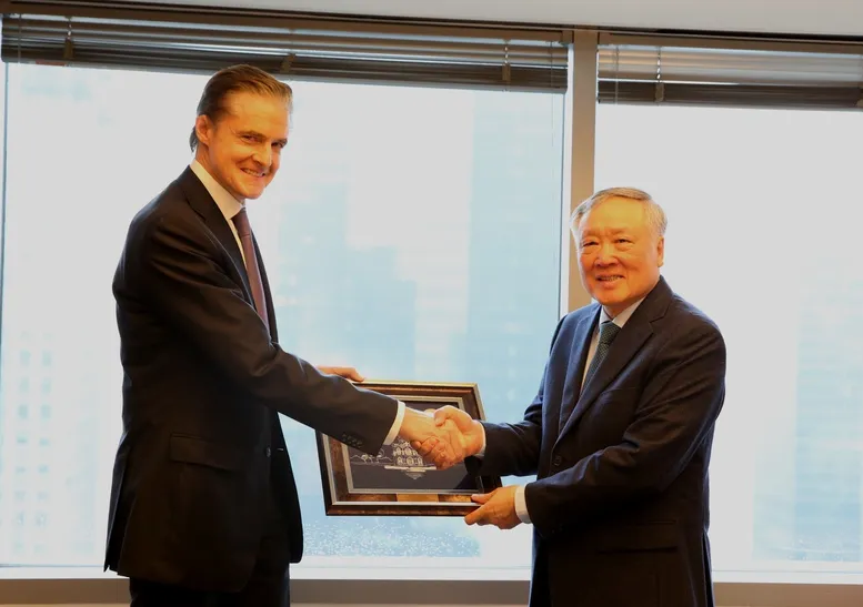 Phó Thủ tướng Thường trực Nguyễn Hòa Bình thăm và làm việc với hai sàn giao dịch chứng khoán lớn của Hoa Kỳ - Ảnh 5.