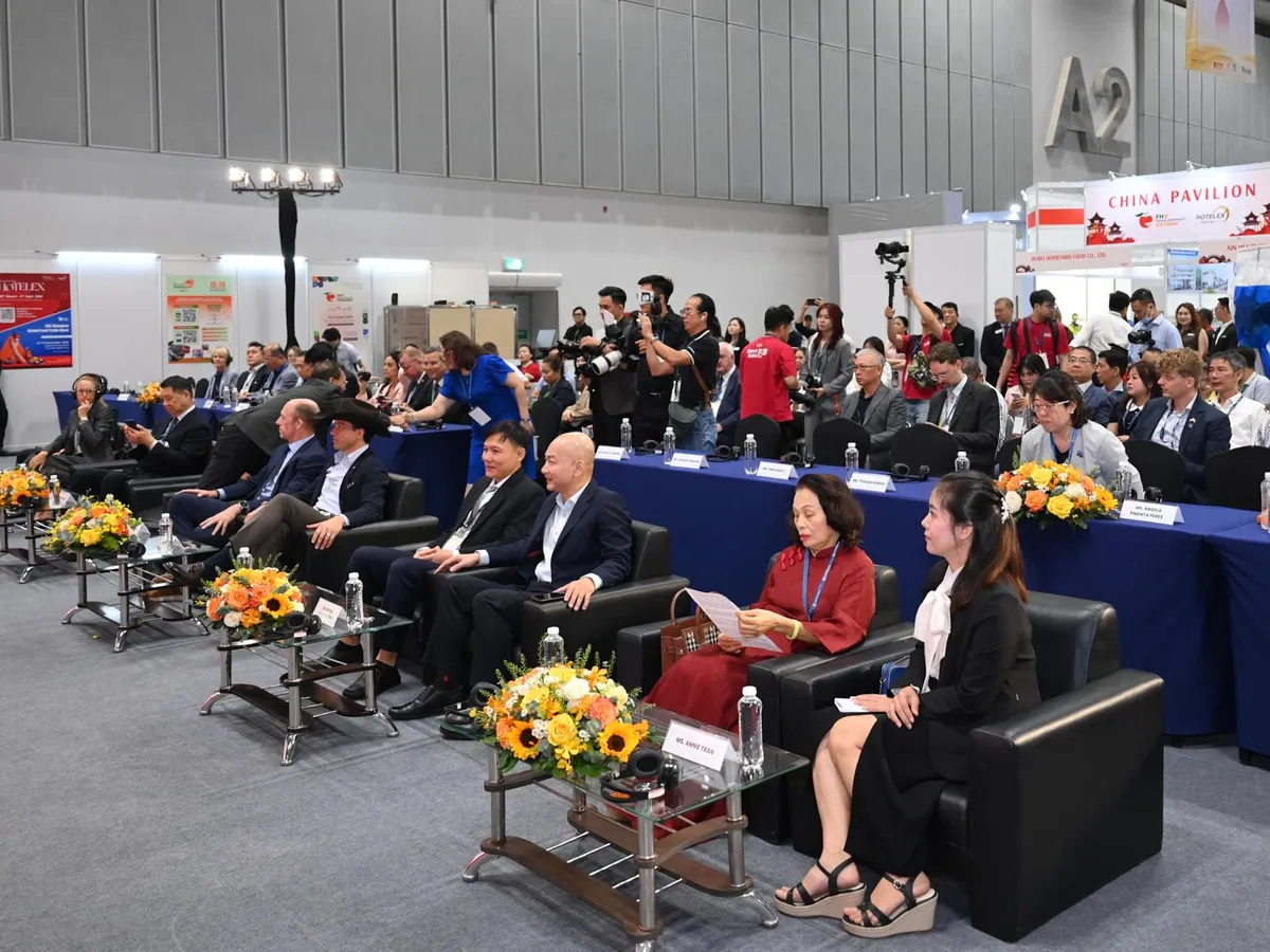 TP Hồ Chí Minh: Quy tụ gần 400 đơn vị tại triển lãm quốc tế Food & Hospitality Vietnam 2026- Ảnh 2. TP Hồ Chí Minh: Quy tụ gần 400 đơn vị tại triển lãm quốc tế Food & Hospitality Vietnam 2026- Ảnh 2.