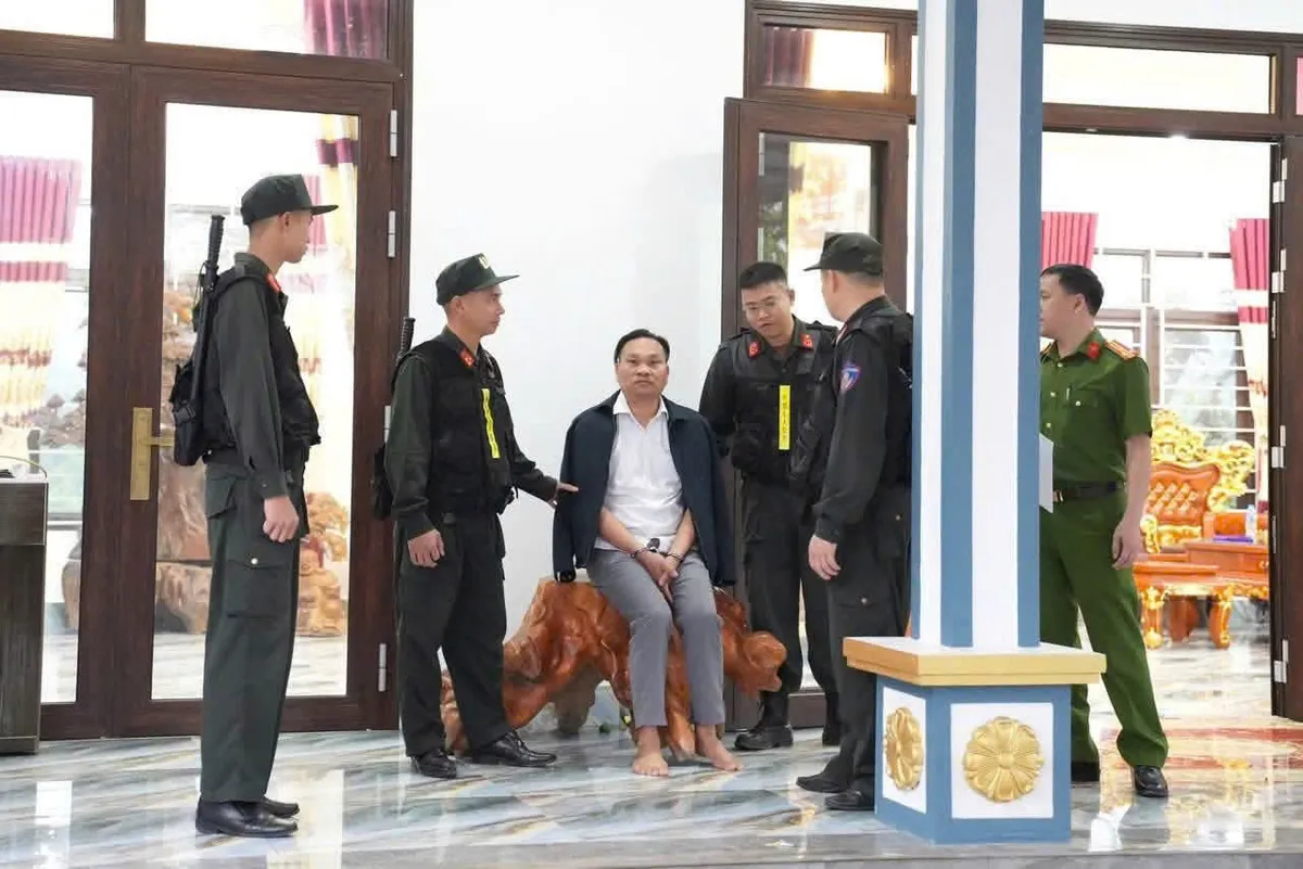 Ph&uacute; Thọ: triệt ph&aacute; băng nh&oacute;m &ldquo;x&atilde; hội đen&rdquo; n&uacute;p b&oacute;ng doanh nghiệp- Ảnh 1.