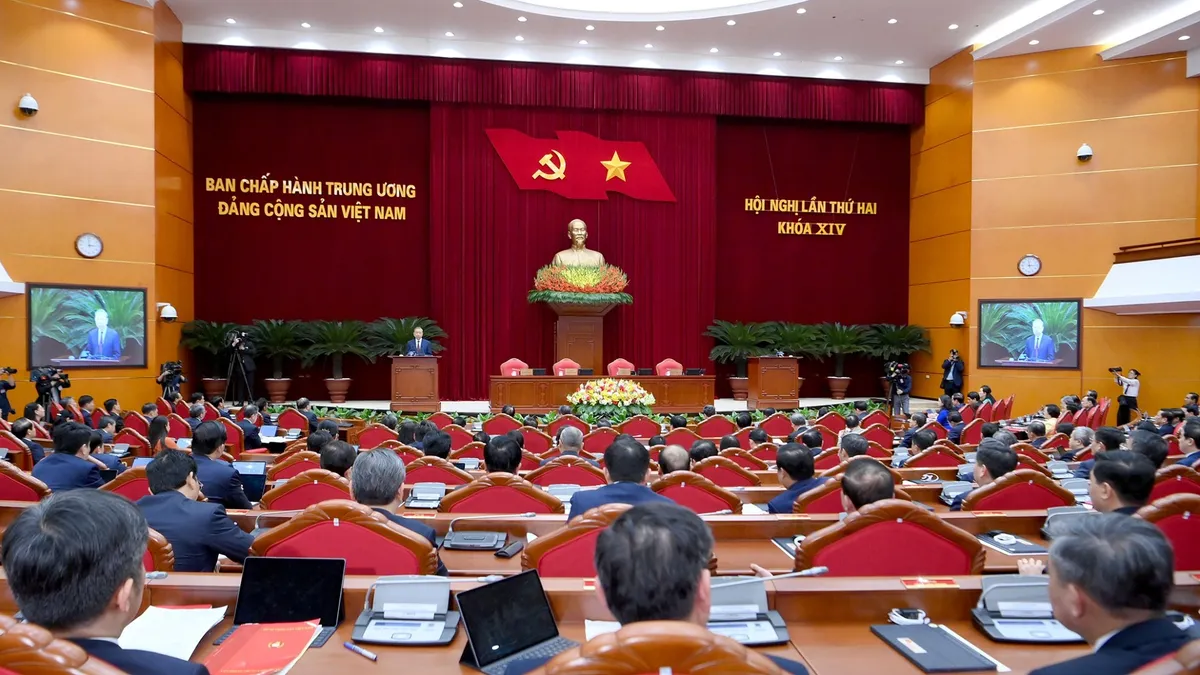 Thông báo Hội nghị lần thứ hai Ban Chấp hành Trung ương Đảng khóa XIV - Ảnh 1.