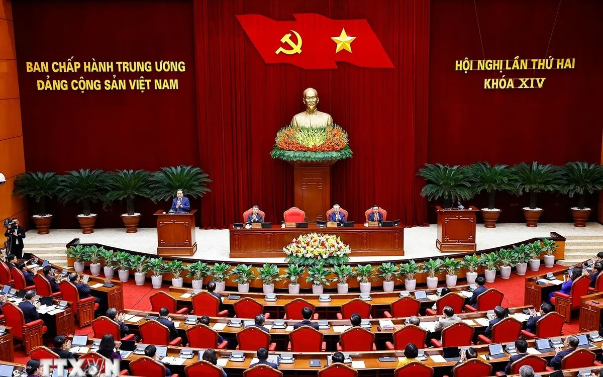  Hội nghị lần thứ hai Ban Chấp hành Trung ương Đảng khóa XIV