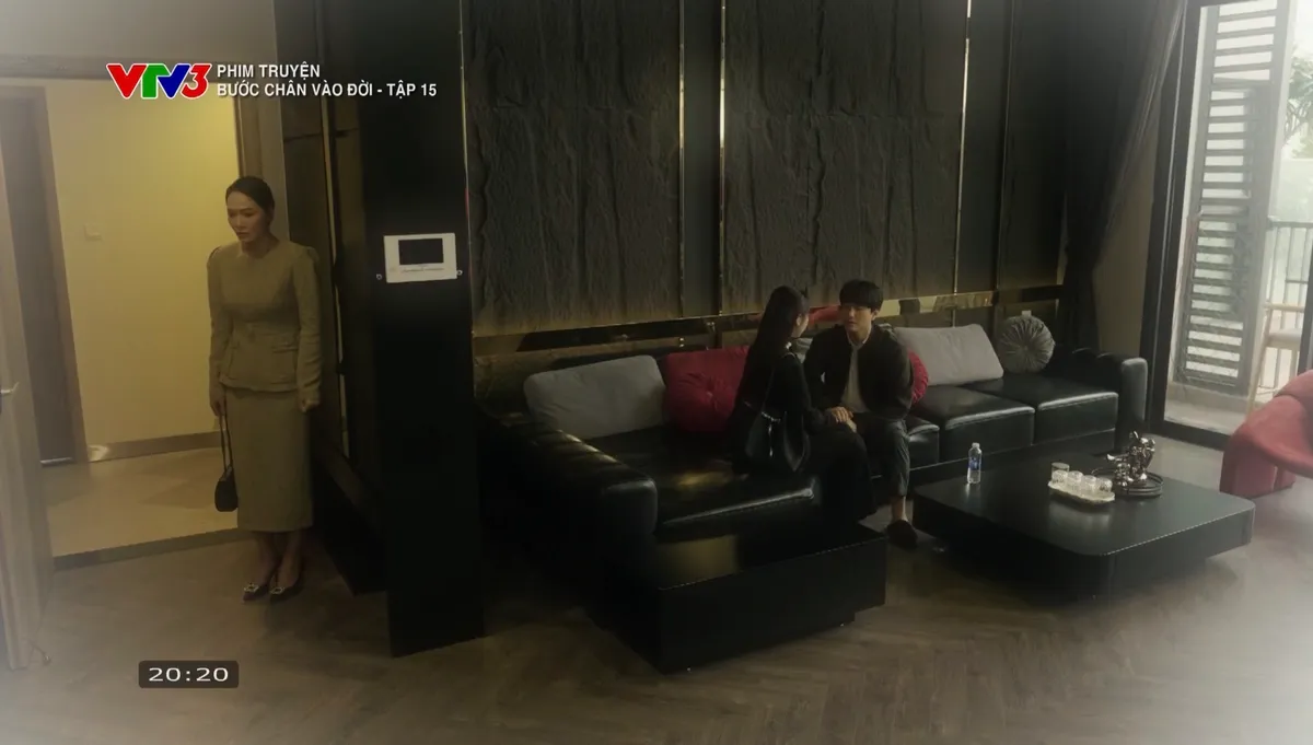 Bước ch&acirc;n v&agrave;o đời - Tập 15: Qu&acirc;n cố gắng h&ograve;a nhập với gia đ&igrave;nh Thương - Ảnh 2.