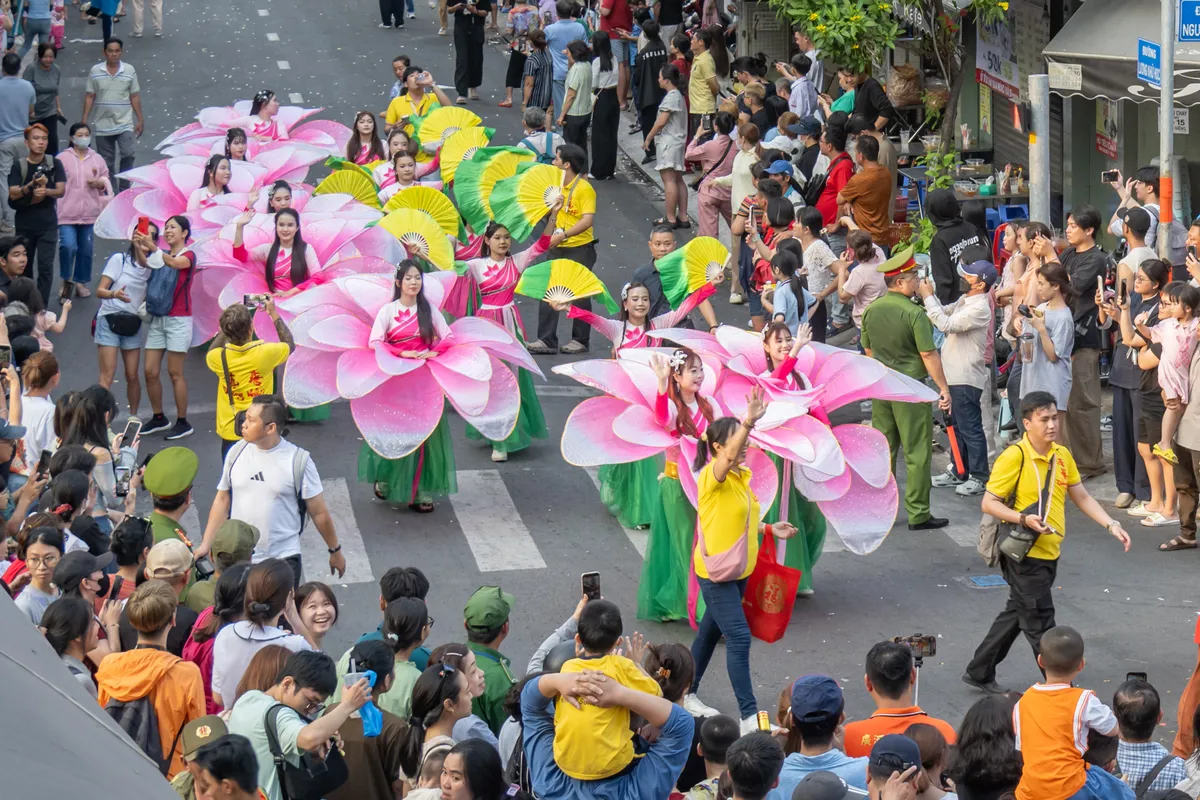 Kh&ocirc;ng gian văn h&oacute;a người Hoa - &ldquo;Điểm chạm&rdquo; độc đ&aacute;o trong bản đồ du lịch TP Hồ Ch&iacute; Minh  - Ảnh 10.
