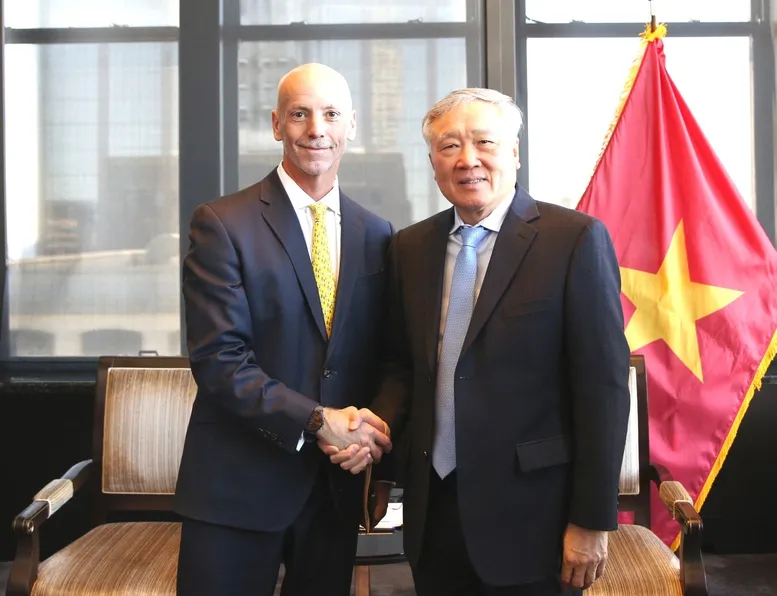 Việt Nam cam kết tạo môi trường đầu tư ổn định, minh bạch và thuận lợi cho các nhà đầu tư - Ảnh 1.