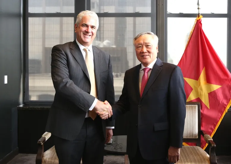 Chính phủ Việt Nam luôn đồng hành và lắng nghe các nhà đầu tư - Ảnh 1.