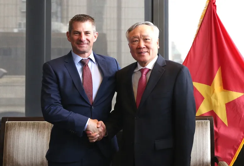 Chính phủ Việt Nam luôn đồng hành và lắng nghe các nhà đầu tư - Ảnh 4.