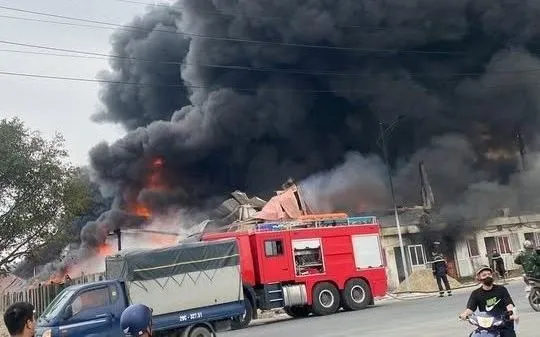 Vụ cháy xưởng mút xốp tại Hưng Yên: Không gây thiệt hại về người