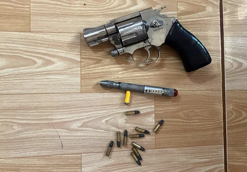 Gia Lai: Bắt nhóm dùng ma túy đá, thu giữ nhiều tang vật nghi súng đạn- Ảnh 1. Gia Lai: Bắt nhóm dùng ma túy đá, thu giữ nhiều tang vật nghi súng đạn- Ảnh 1.