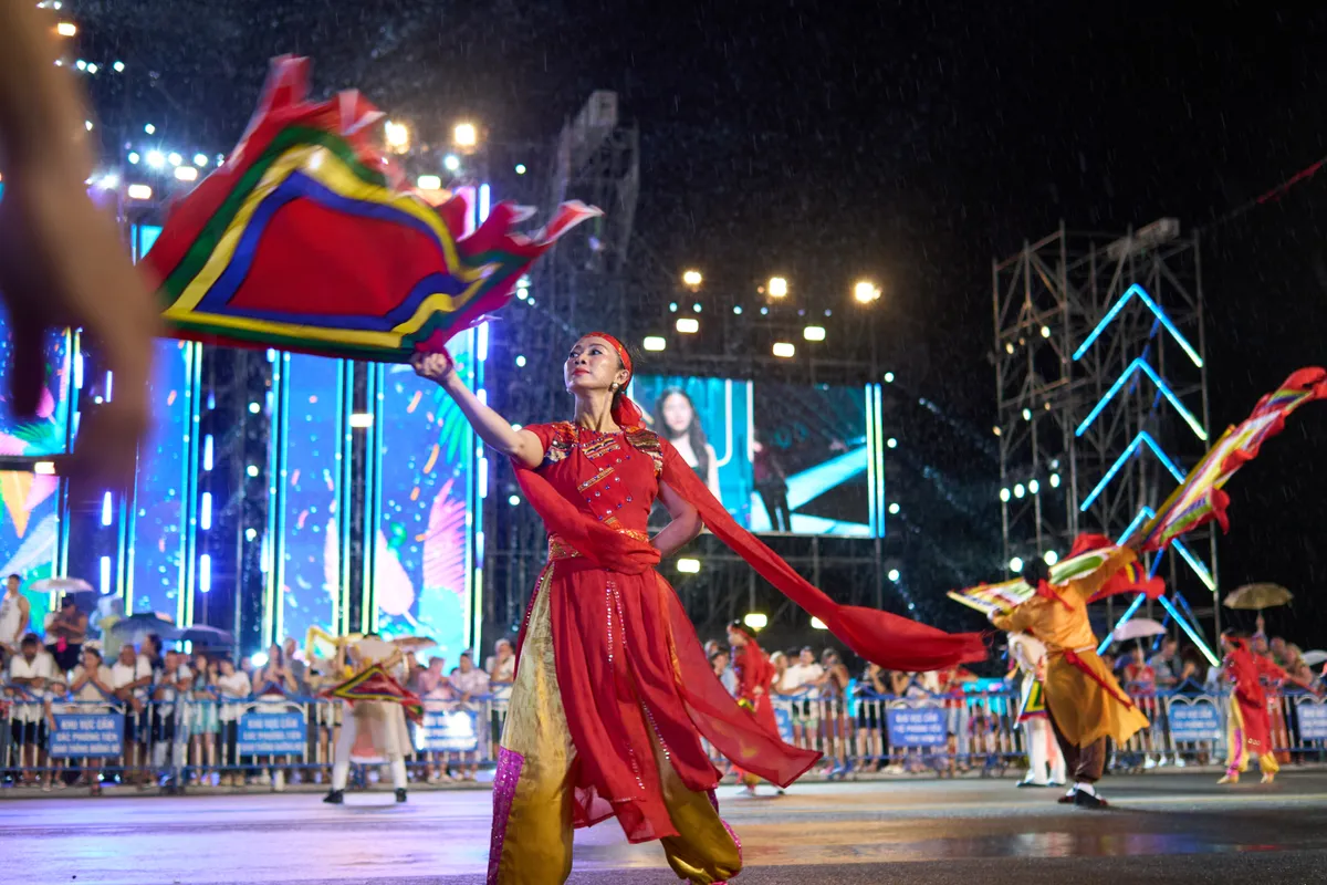 Khánh Hòa định vị công nghiệp giải trí thành trụ cột tăng trưởng mới- Ảnh 1. Khánh Hòa định vị công nghiệp giải trí thành trụ cột tăng trưởng mới- Ảnh 1.