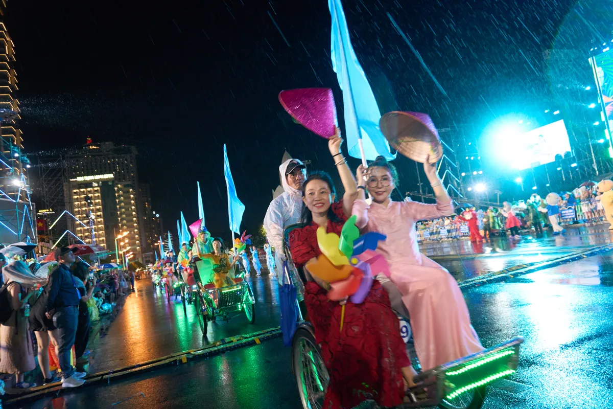 Khánh Hòa định vị công nghiệp giải trí thành trụ cột tăng trưởng mới- Ảnh 4. Khánh Hòa định vị công nghiệp giải trí thành trụ cột tăng trưởng mới- Ảnh 4.