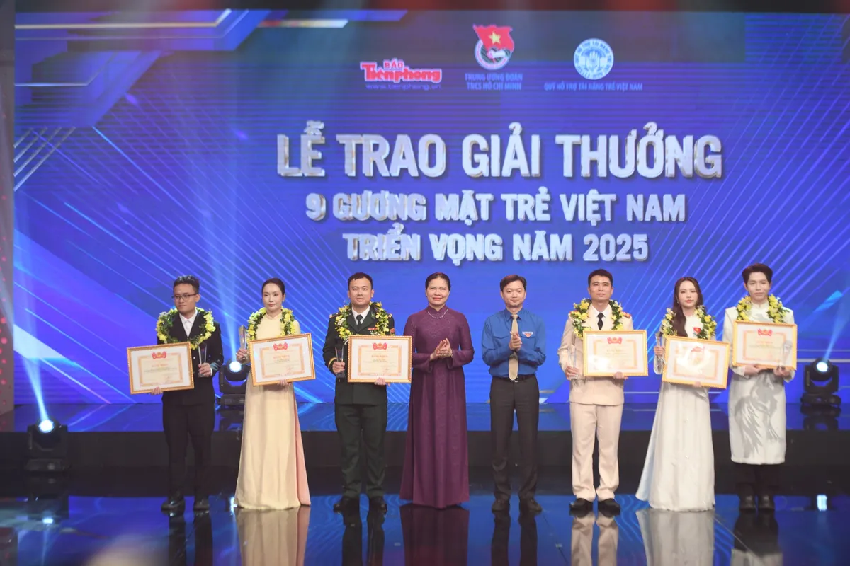 Vinh danh 10 Gương mặt trẻ Việt Nam ti&ecirc;u biểu năm 2025 - Ảnh 5.