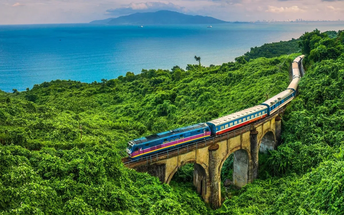 Du lịch đường sắt trải nghiệm đoàn tàu di sản kết nối các cửa ô Hà Nội- Ảnh 1. Du lịch đường sắt trải nghiệm đoàn tàu di sản kết nối các cửa ô Hà Nội- Ảnh 1.