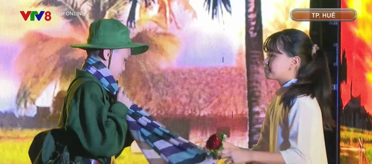 Học làm chiến sĩ để thêm yêu quê hương đất nước- Ảnh 1. Học làm chiến sĩ để thêm yêu quê hương đất nước- Ảnh 1.