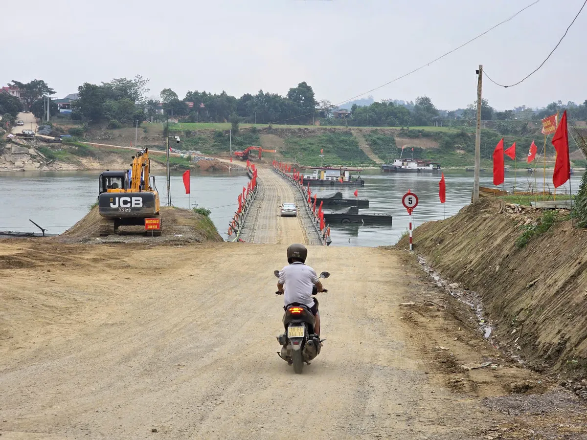 Phú Thọ: Sữa chữa cầu sông Lô chậm tiến độ, yêu cầu thông cầu trước 30/4 - Ảnh 4.