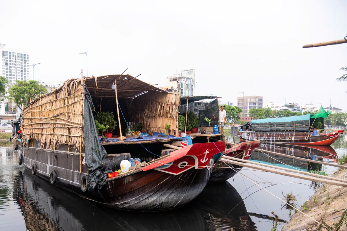 Thương hồ bến Bình Đông: Dòng chảy ký ức- Ảnh 4. Thương hồ bến Bình Đông: Dòng chảy ký ức- Ảnh 4.