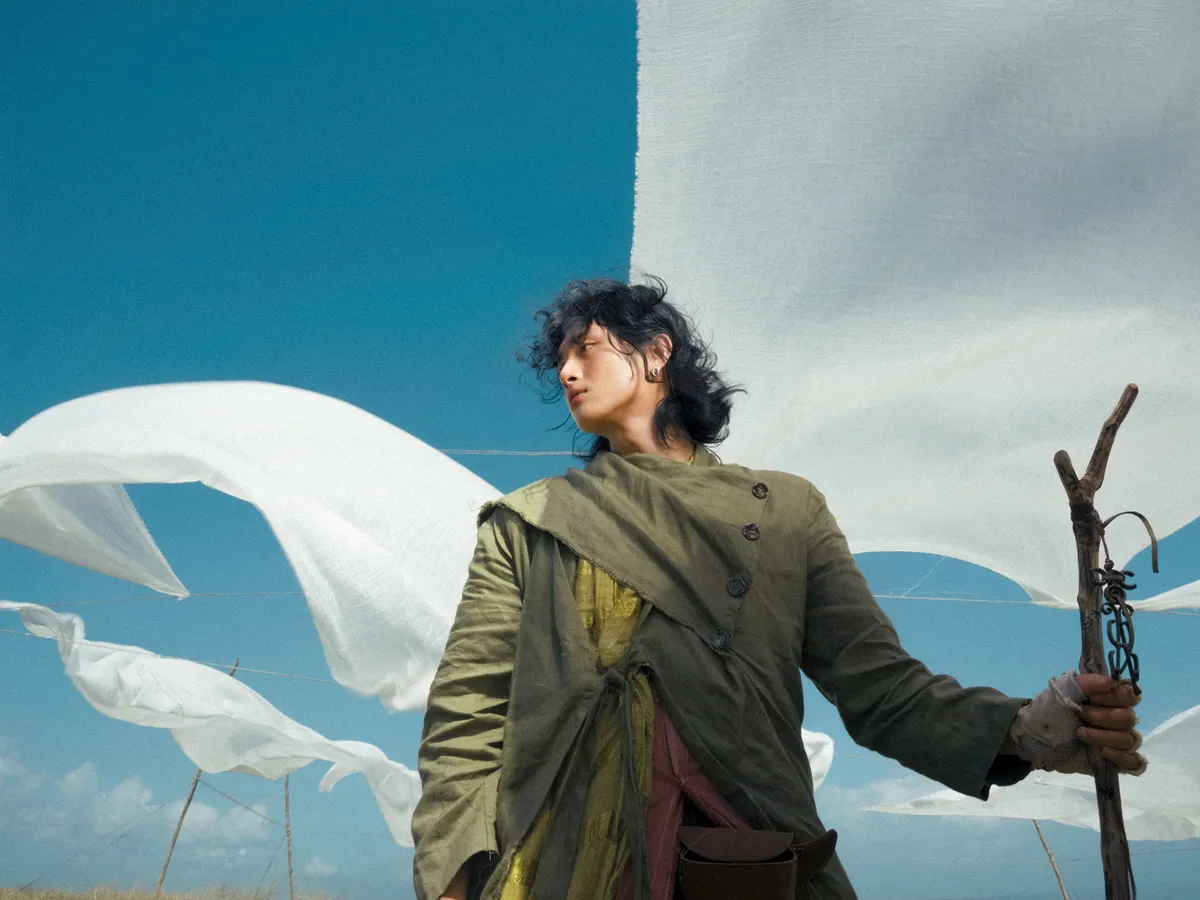 T&aacute;c giả của nhiều bản hit triệu view Grey D trở lại với MV mới - Ảnh 2.