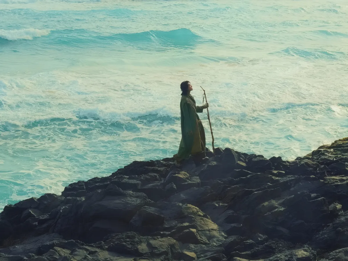 T&aacute;c giả của nhiều bản hit triệu view Grey D trở lại với MV mới - Ảnh 3.