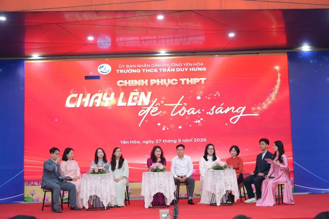 Thi lớp 10 H&agrave; Nội: Học sinh &ldquo;chạy nước r&uacute;t&rdquo;, &aacute;p lực chọn trường tăng cao - Ảnh 4.