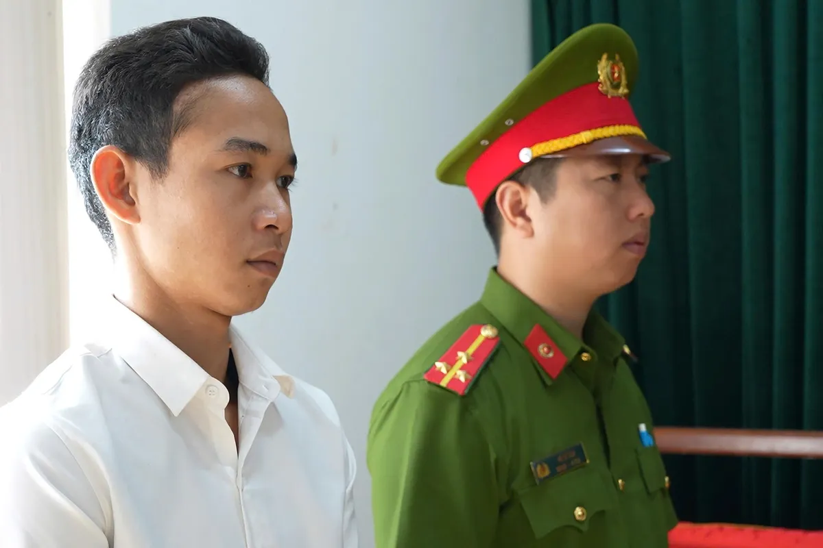 Huế: Khởi tố thanh niên vi phạm nồng độ cồn gây tai nạn chết người- Ảnh 1. Huế: Khởi tố thanh niên vi phạm nồng độ cồn gây tai nạn chết người- Ảnh 1.