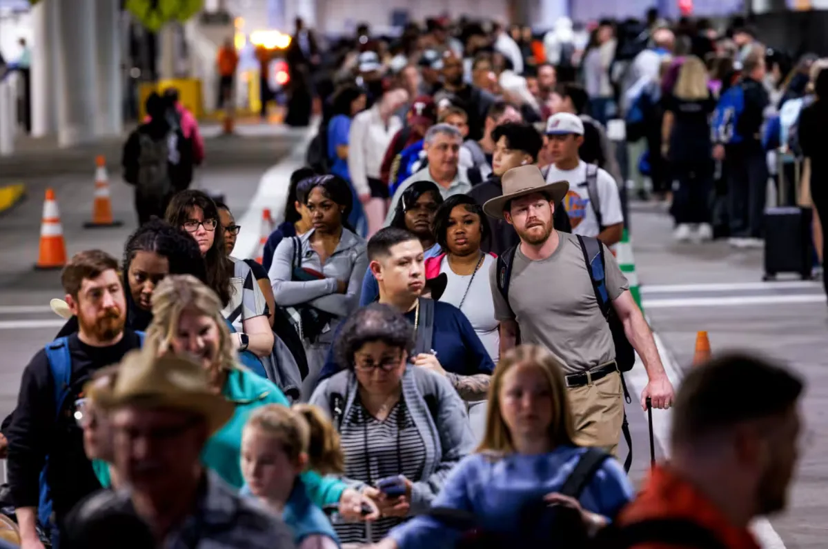 Thượng viện Mỹ th&ocirc;ng qua dự luật ng&acirc;n s&aacute;ch kh&ocirc;i phục hoạt động của Bộ An ninh Nội địa- Ảnh 1.