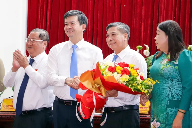 Cần Thơ: Bầu Chủ tịch HĐND v&agrave; Chủ tịch UBND th&agrave;nh phố, nhiệm kỳ 2026-2031 - Ảnh 1.