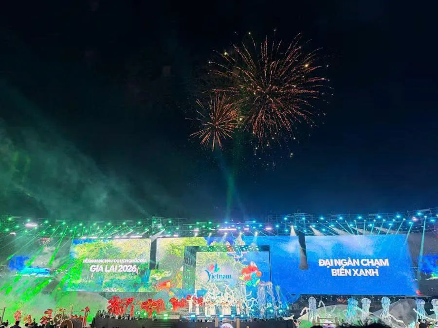 Hàng nghìn du khách đến lễ khai mạc Năm Du lịch Quốc gia 2026 tại Gia Lai - Ảnh 3.