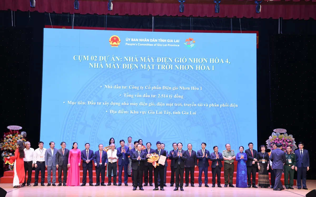 Gia Lai khẳng định sức hút đầu tư, từng bước mở rộng không gian tăng trưởng bền vững với 273 dự án được trao và ký kết tại Hội nghị xúc tiến đầu tư 2026.