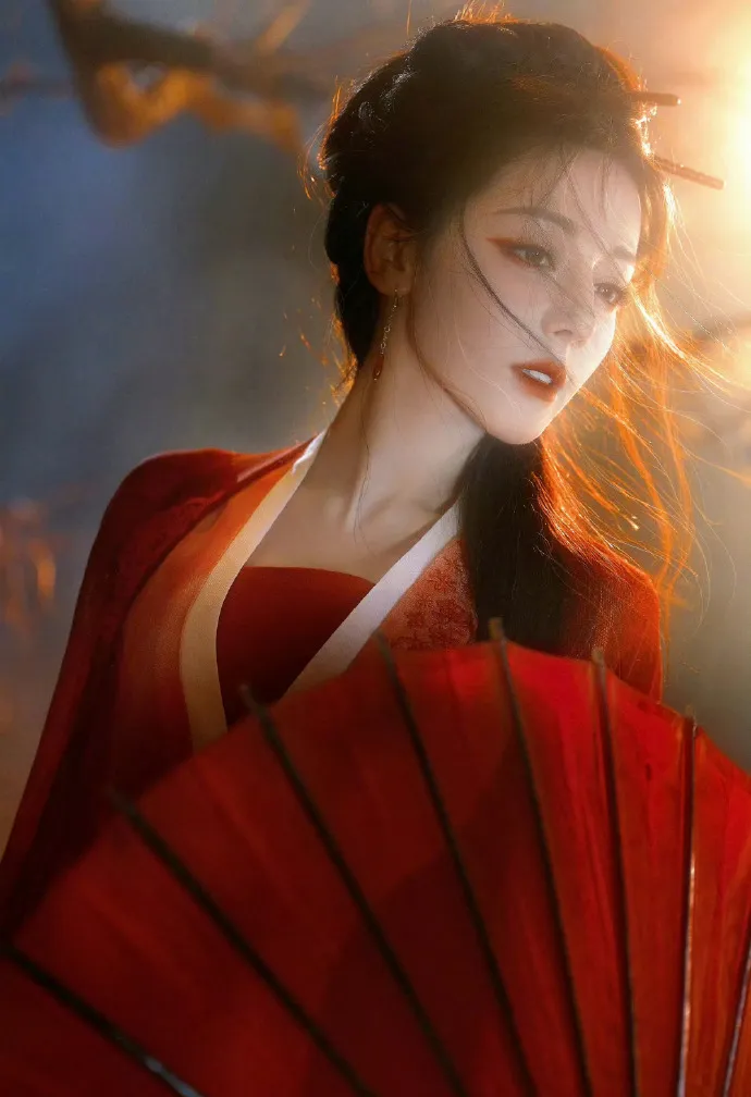 Địch Lệ Nhiệt Ba đặt cược vào ‘Bạch nhật đề đăng’ - Ảnh 4.