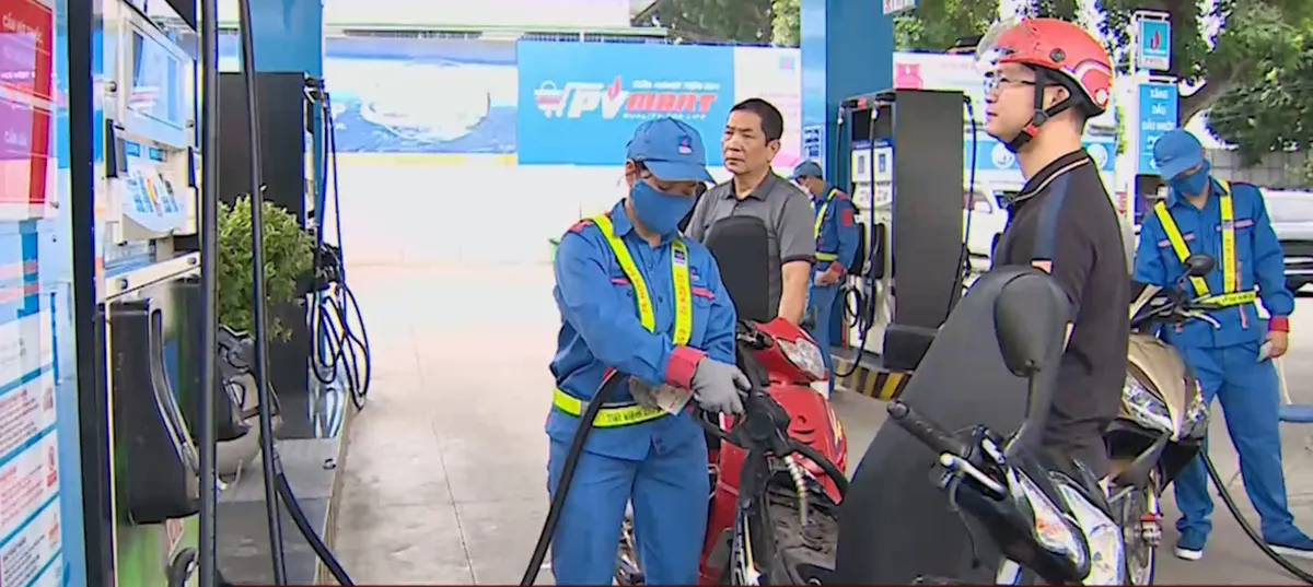 Điều h&agrave;nh linh hoạt thuế xăng dầu để ổn định thị trường- Ảnh 2.