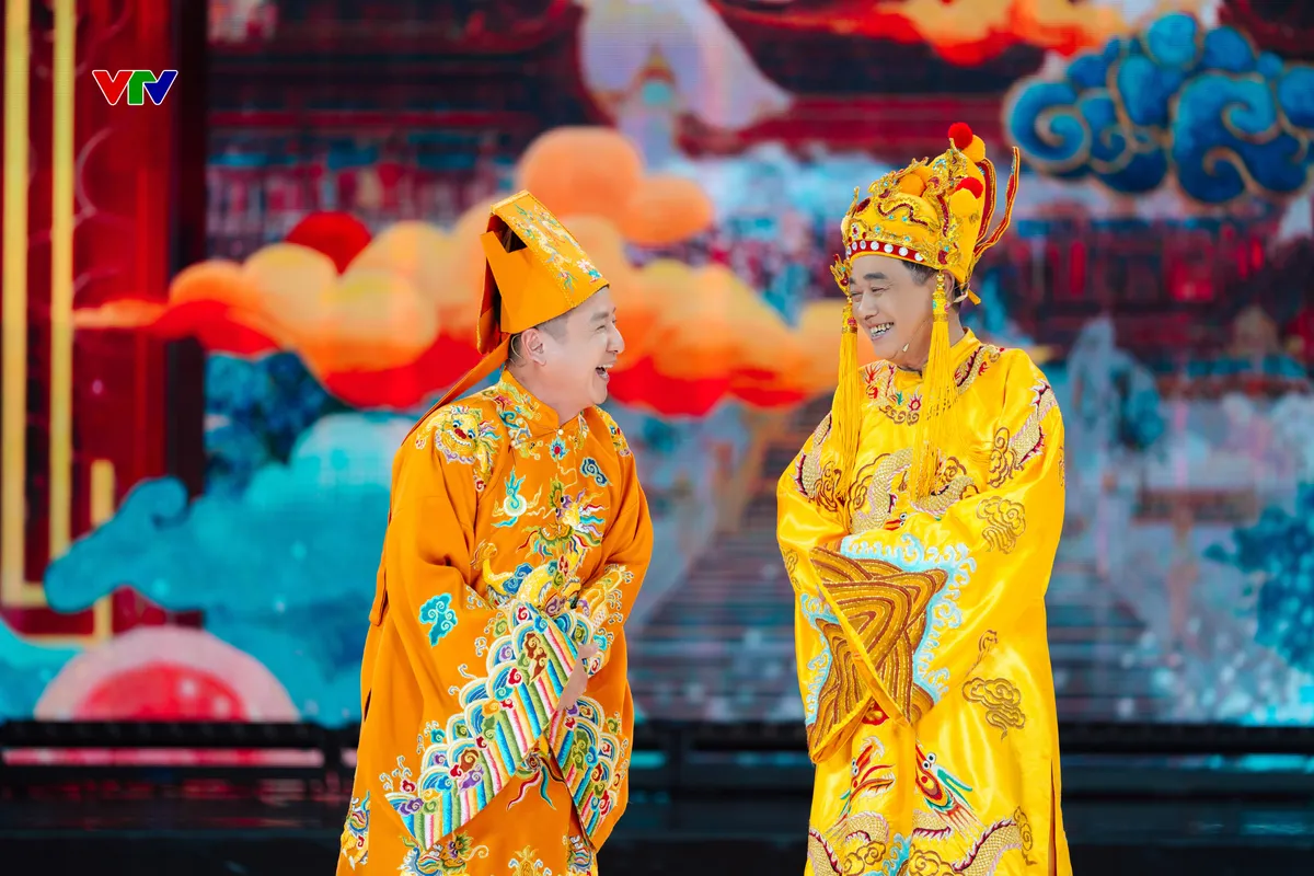 Xem lại trọn vẹn Táo quân - tiểu phẩm Hái hoa dân chủ - Ảnh 6.