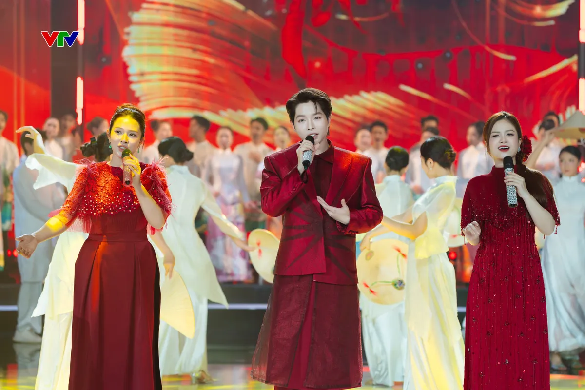 Xem lại Cuộc hẹn với th&aacute;ng Ba: Những dấu mốc đ&aacute;ng nhớ của VTV3 - Ảnh 11.