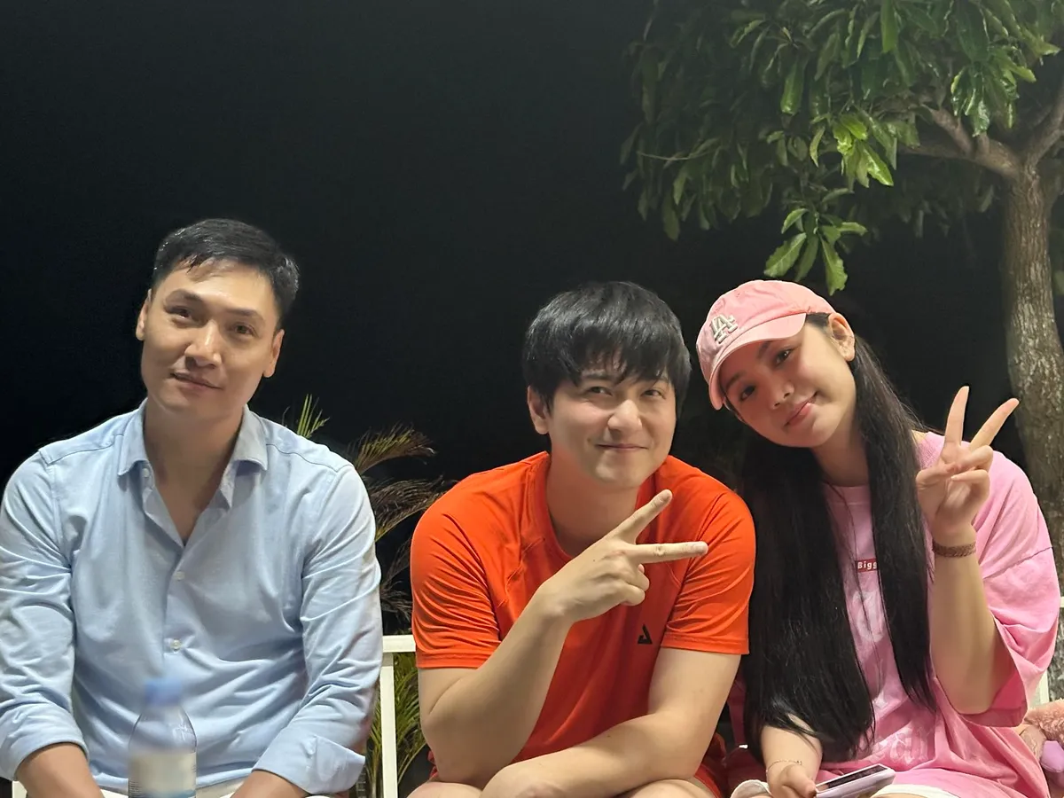 Bước chân vào đời: Lâm (Mạnh Trường) xen vào chuyện tình Quân - Thương?- Ảnh 3. Bước chân vào đời: Lâm (Mạnh Trường) xen vào chuyện tình Quân - Thương?- Ảnh 3.