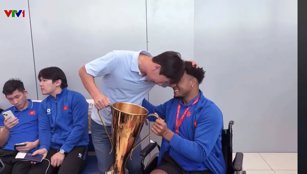 PTL "Tôi là Nguyễn Xuân Son": Nước mắt, chấn thương và nỗi sợ... ếch của kỷ lục gia V-League - Ảnh 9.