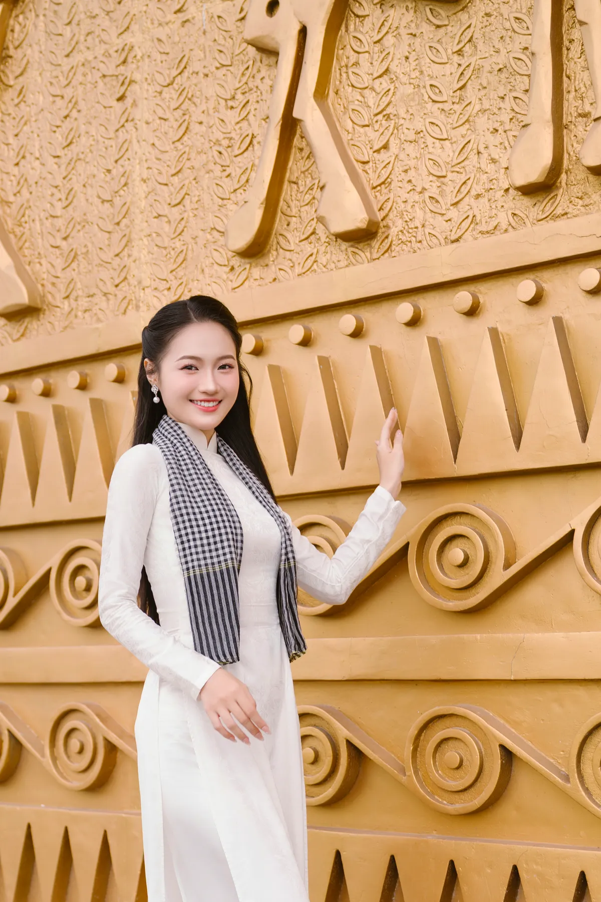 Nhan sắc ngọt ng&agrave;o của MC VTV thắng giải Người đẹp Du lịch Miss World Vietnam 2025- Ảnh 1.