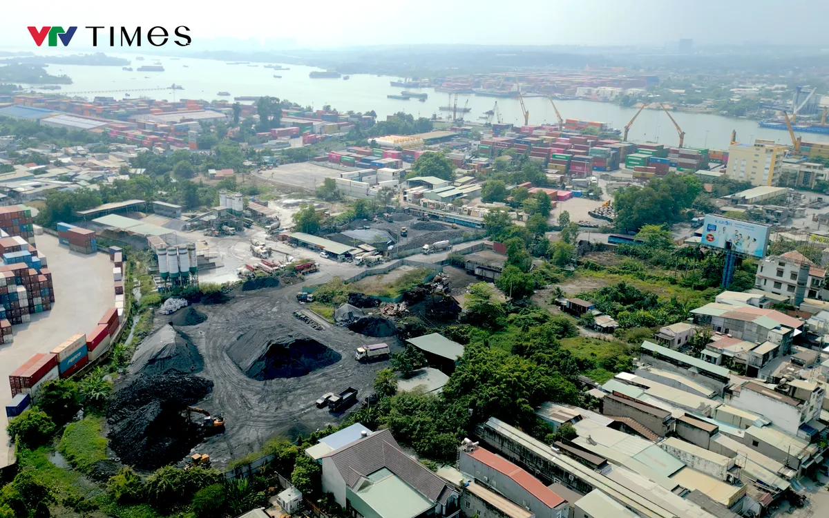 Khu vực các bãi tập kết tại phường Long Hưng, tỉnh Đồng Nai.