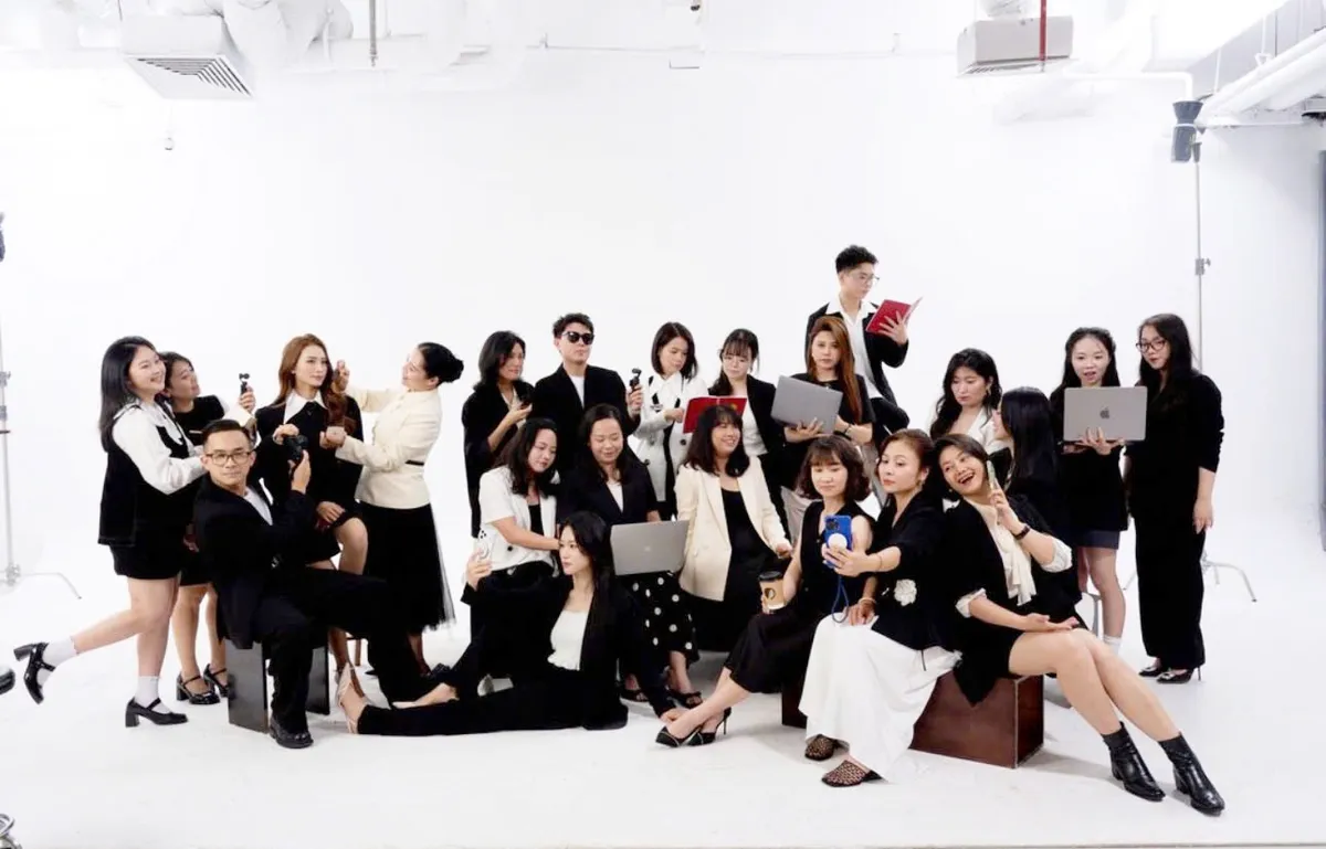 Nh&agrave; b&aacute;o B&ugrave;i Thu Thuỷ: "VTV3 sau tuổi 30 sẽ trẻ hơn" - Ảnh 3.