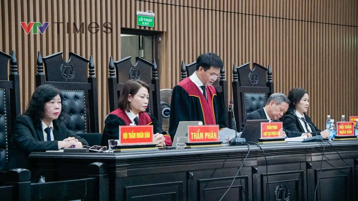 Từ Canada, cựu Ph&oacute; Cục trưởng Nguyễn Hải Thanh gửi đơn tới t&ograve;a- Ảnh 1.