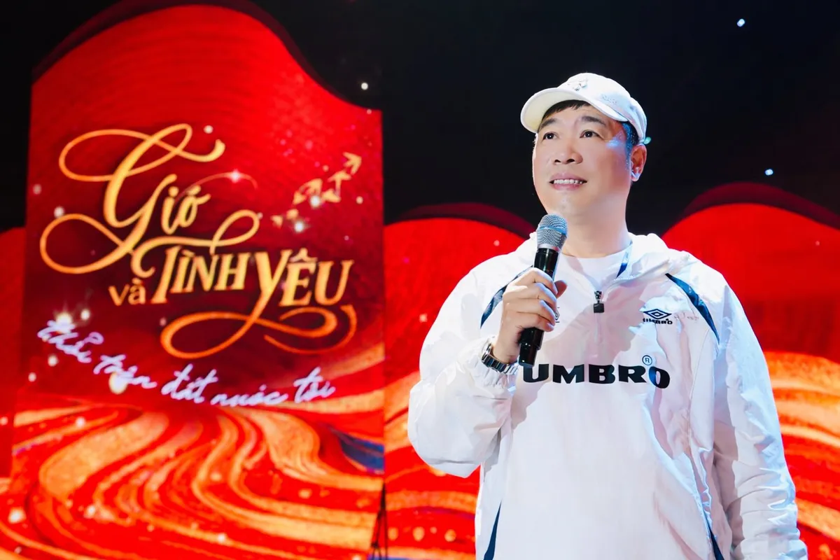 Đạo diễn B&ugrave;i Th&aacute;i Dương: &ldquo;20 năm một chữ duy&ecirc;n v&agrave; rất nhiều lần&hellip; su&yacute;t to&aacute;t mồ h&ocirc;i hột" - Ảnh 2.