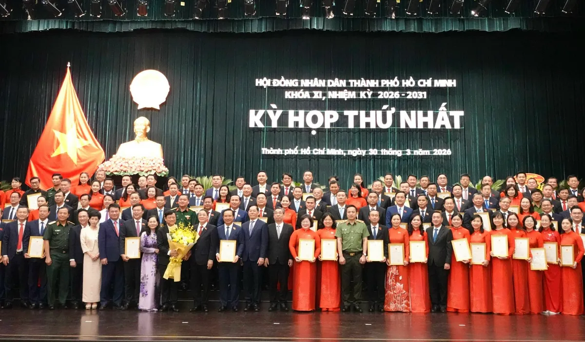 TP Hồ Chí Minh kiện toàn bộ máy sẵn sàng cho giai đoạn phát triển mới - Ảnh 2.